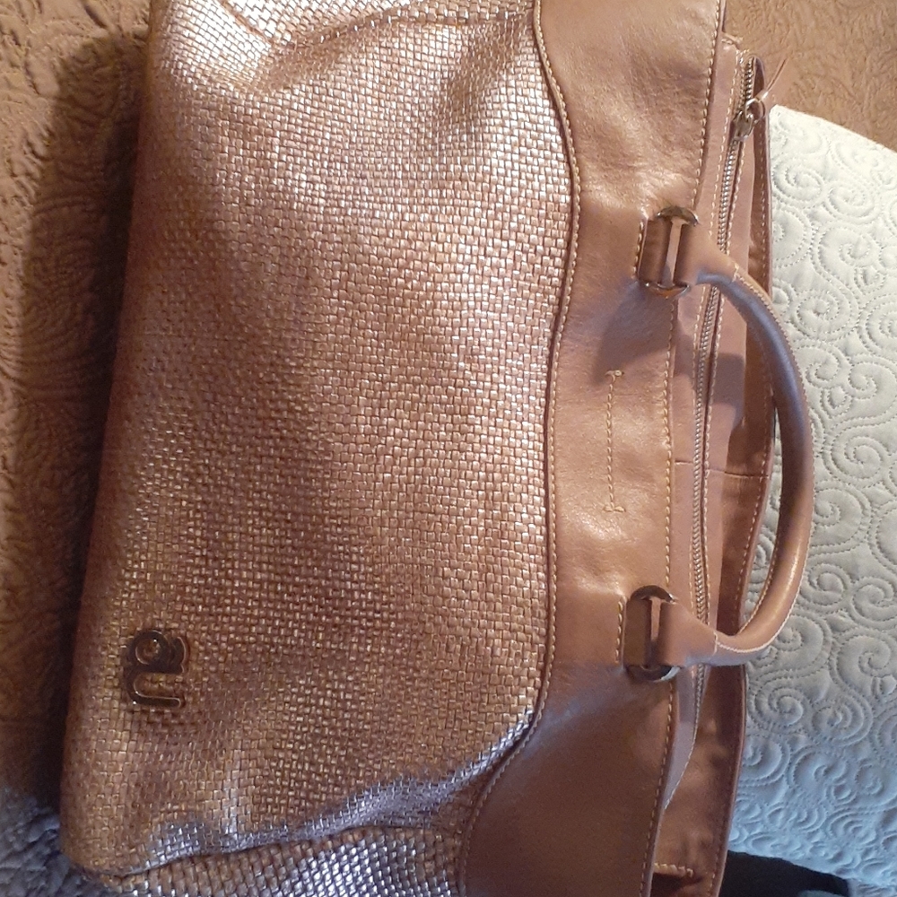 Designer leather bag Mauve collor/silver weave